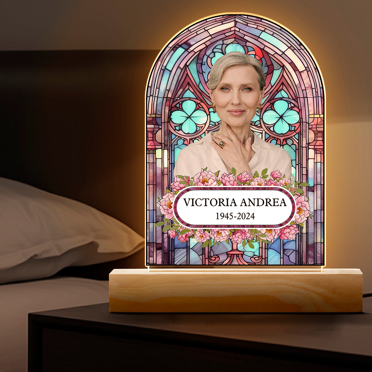 Custom Face Stained Glass - Customized Personalized 3D LED Light - Gift For Family